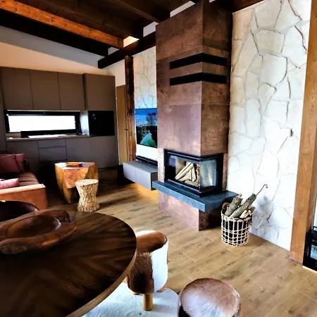 Chalet Lakeside With Sauna And Pool Moravany nad Vahom